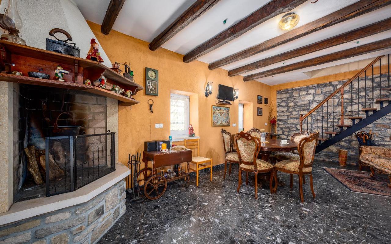 Holiday Home Mia&Emi Sovinjak ภายนอก รูปภาพ